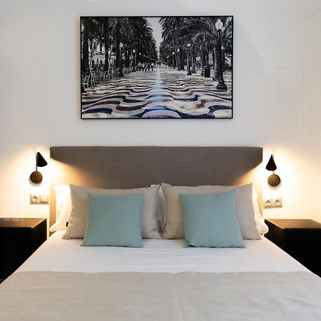 Guillman Suites Alicante Bagian luar foto