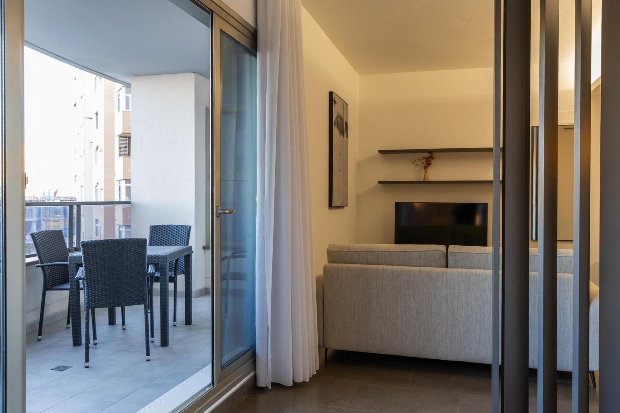 Guillman Suites Alicante Bagian luar foto