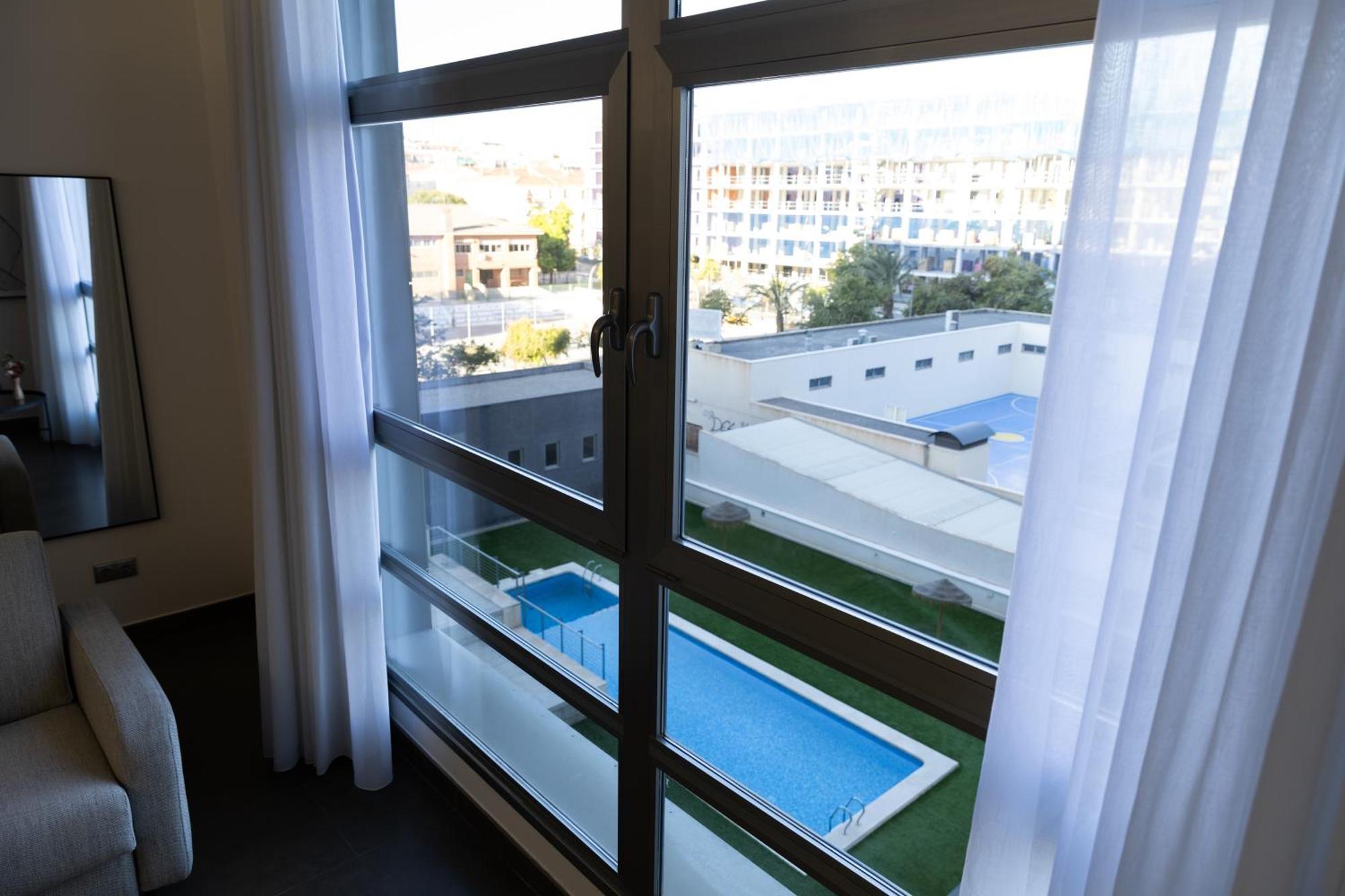 Guillman Suites Alicante Bagian luar foto