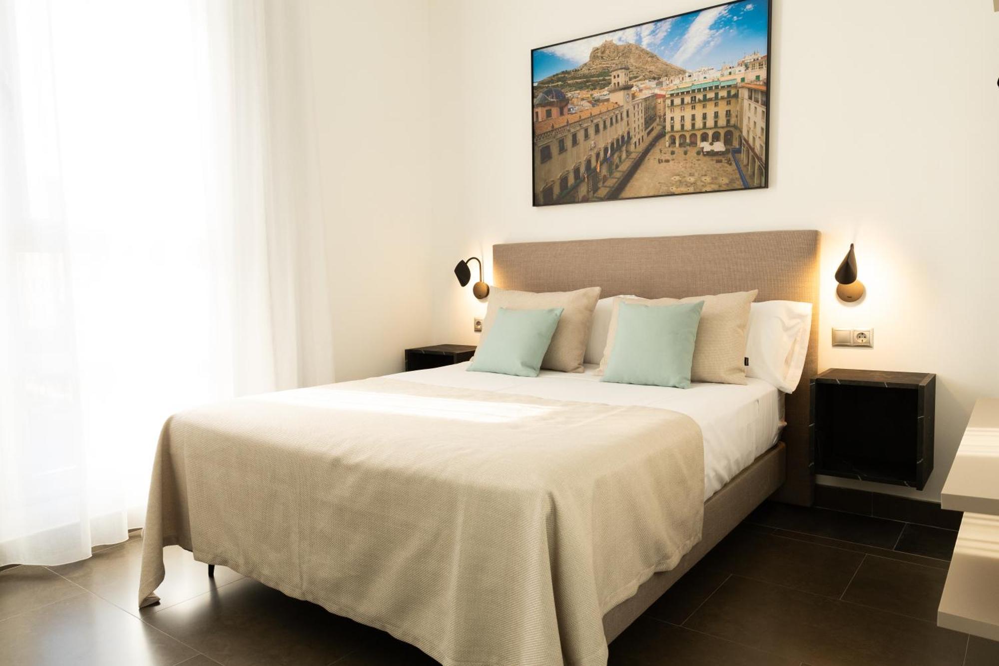 Guillman Suites Alicante Bagian luar foto