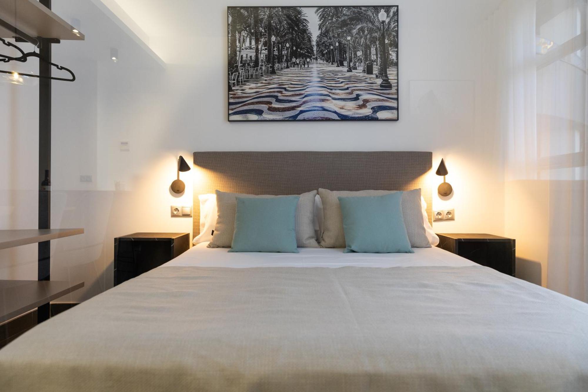 Guillman Suites Alicante Bagian luar foto