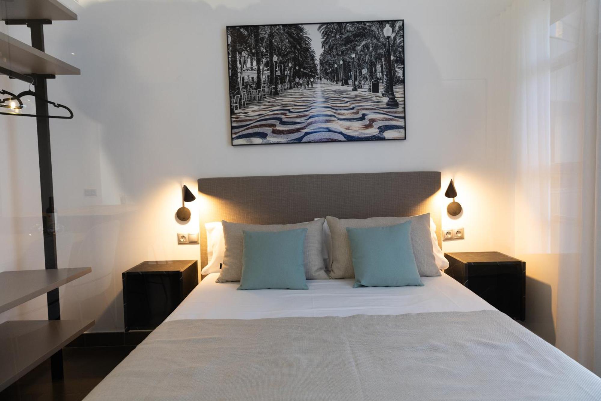 Guillman Suites Alicante Bagian luar foto